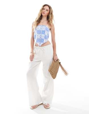 Hollister Bandana-esque Tank Top With Built