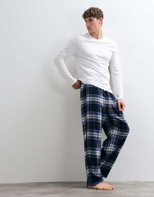 Hollister bas de pyjama ample en flanelle à carreaux blancs et bleus, 2 de 5