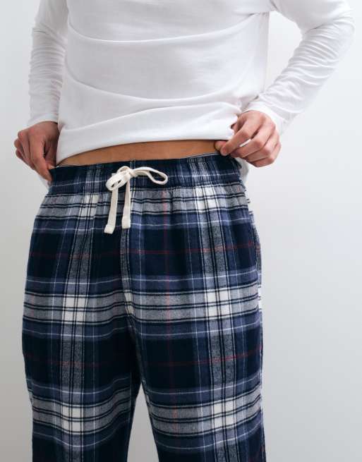 Hollister bas de pyjama ample en flanelle à carreaux blancs et bleus, 3 de 5