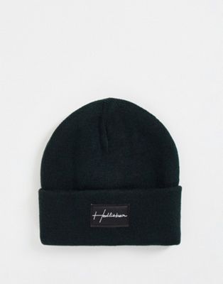Hollister beanie in black with box logo