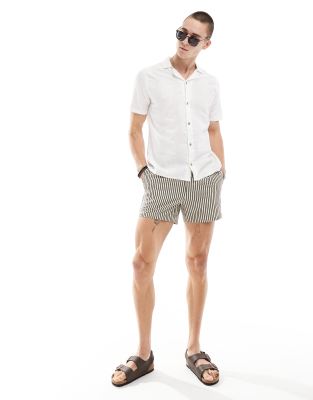 Hollister – Biała koszula z krótkim rękawem i haftowanym wzorem