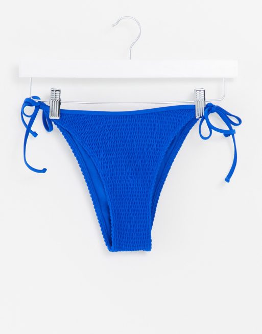 Hollister — Bikinitrusser med højtskårede ben og bindebånd i siden