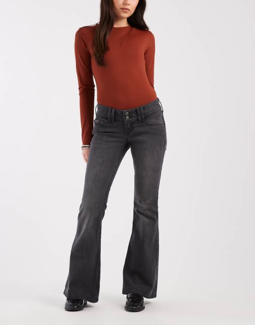 Hollister - Bootcut jeans met lage taille in zwart met wassing