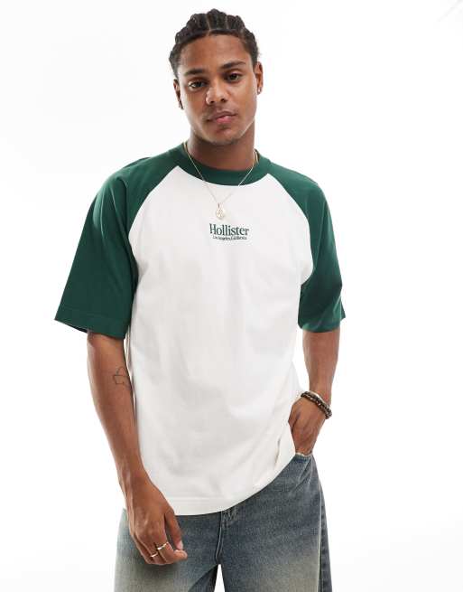 Hollister - Boxy baseball T-shirt van zware kwaliteit met raglan mouwen en logo in het midden in crème/groen