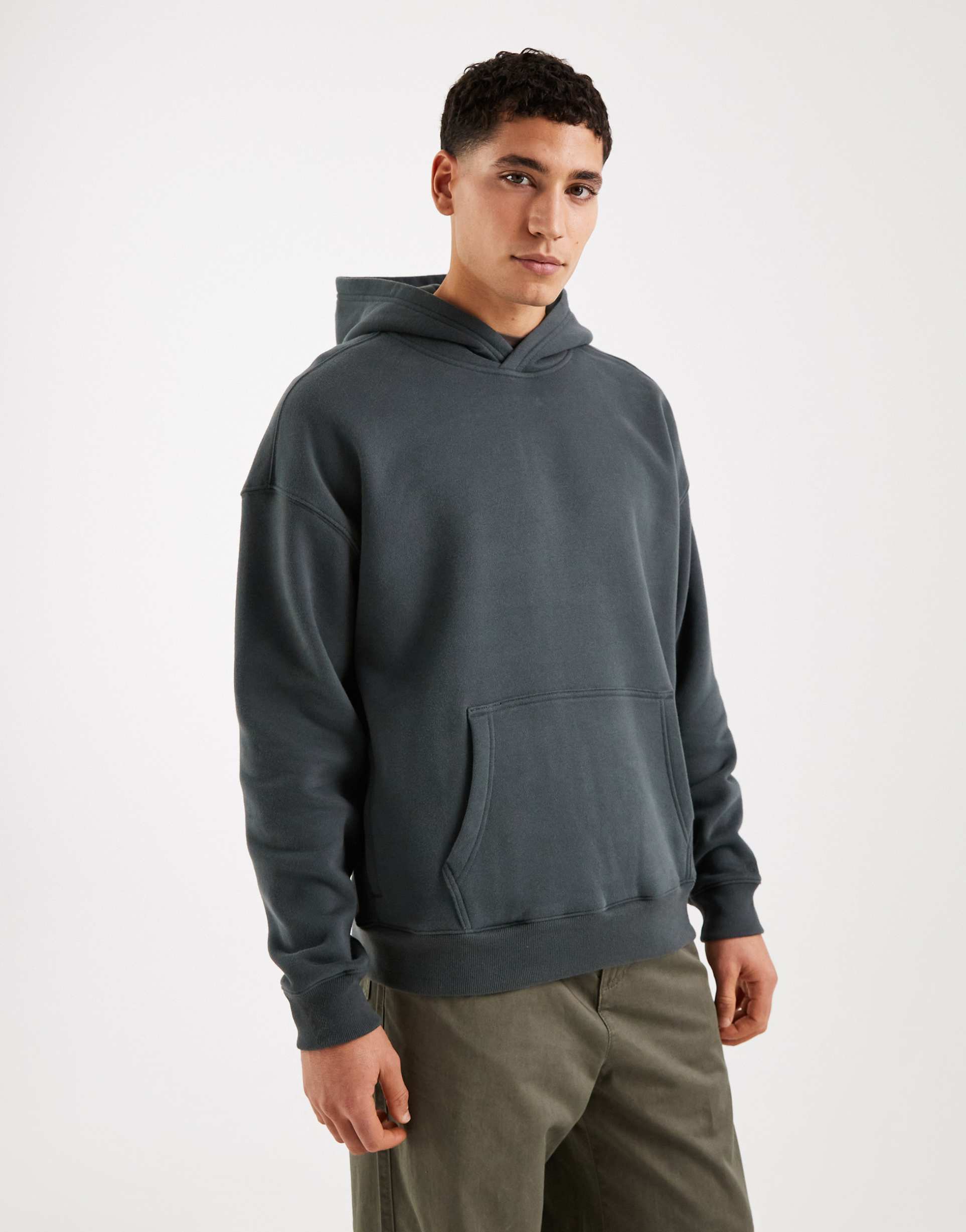 hollister boxy front pocket hoodie in green