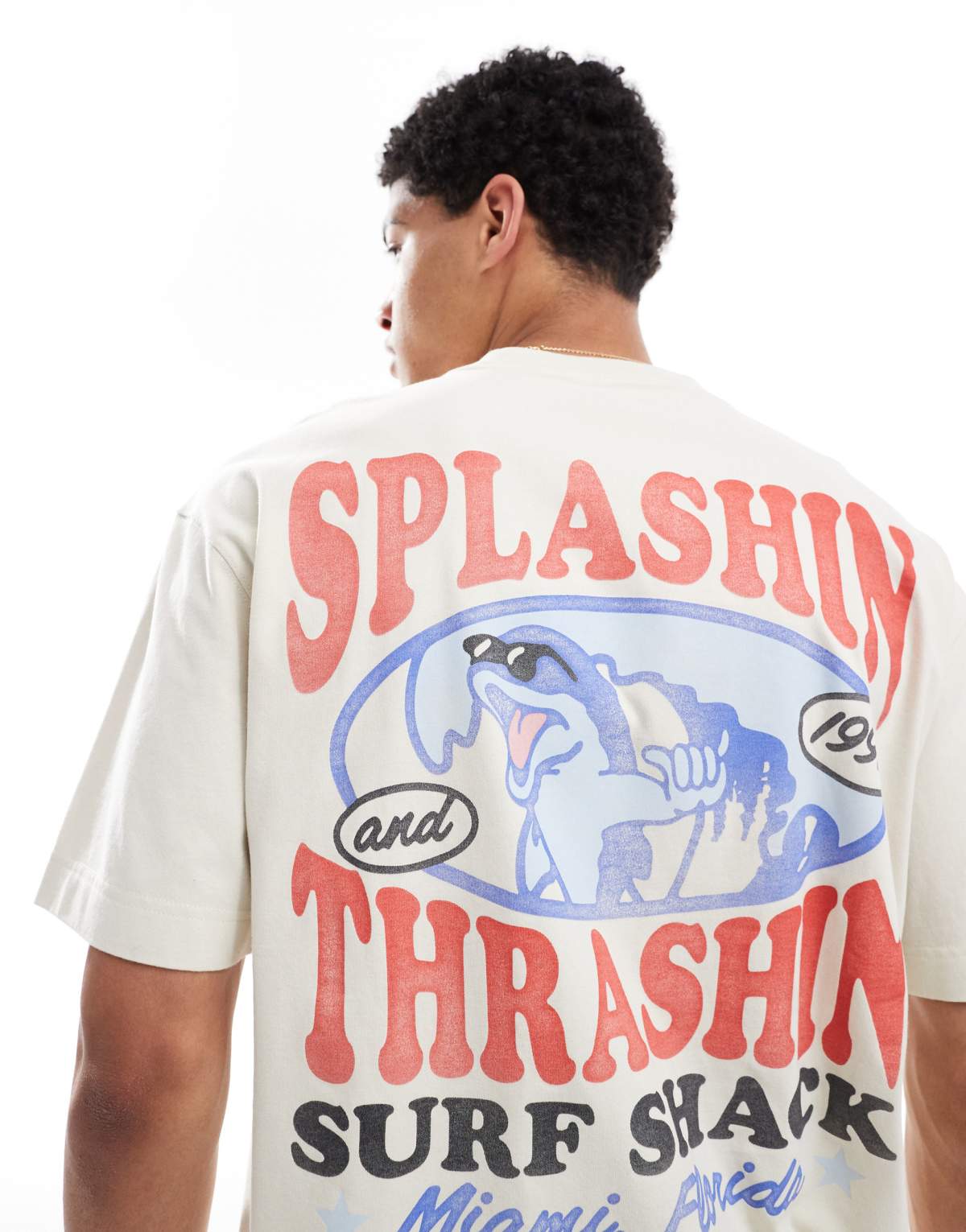 Hollister boxy pet motif t-shirt in cream