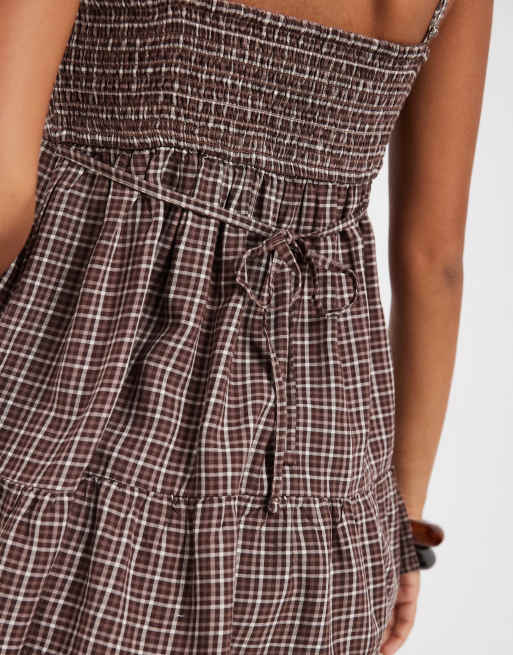Hollister - Brun babydoll-tunikatop med bindebånd bagpå og tern, 2 af 4