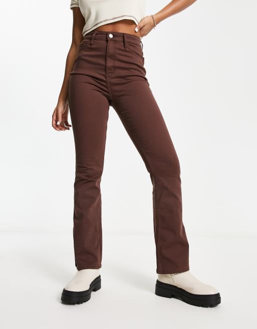 Hollister – Bruna utsvängda jeans med hög midja
