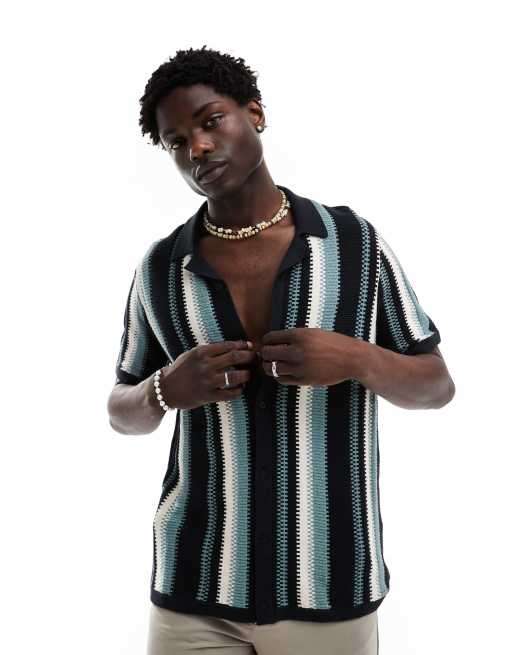 Hollister - Camicia a maniche corte in maglia nera a righe blu con bottoni