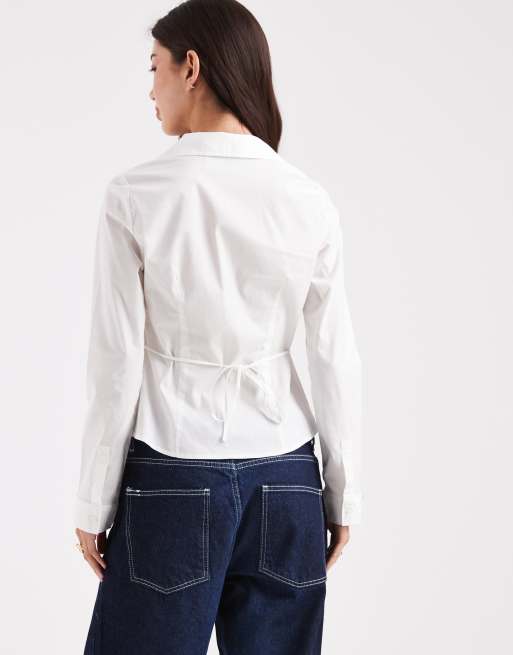 Hollister - Camicia a maniche lunghe bianca con polsini svasati allacciata in vita, 2 di 4