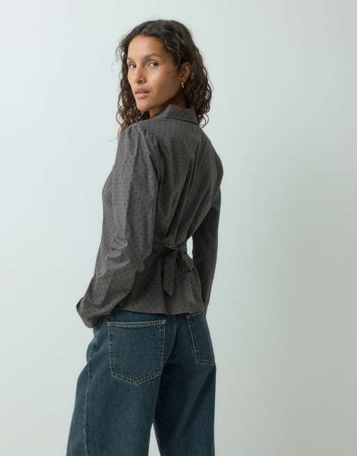 Hollister camicia aderente a maniche lunghe con nodo a pois grigi, 2 di 5
