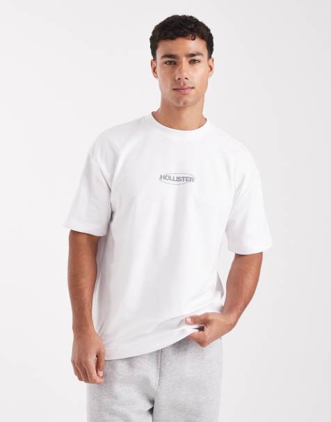 Hollister - Camiseta blanca de corte cuadrado con logo pequeño en relieve de tejido fresco - view 1