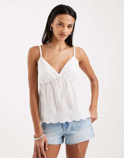 Hollister – Camisole-Oberteil in Weiß mit Pailletten und Muschelsaum - view 1