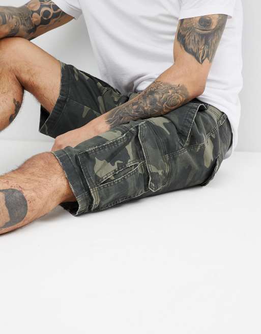 Hollister Camo Cargo Shorts in Green