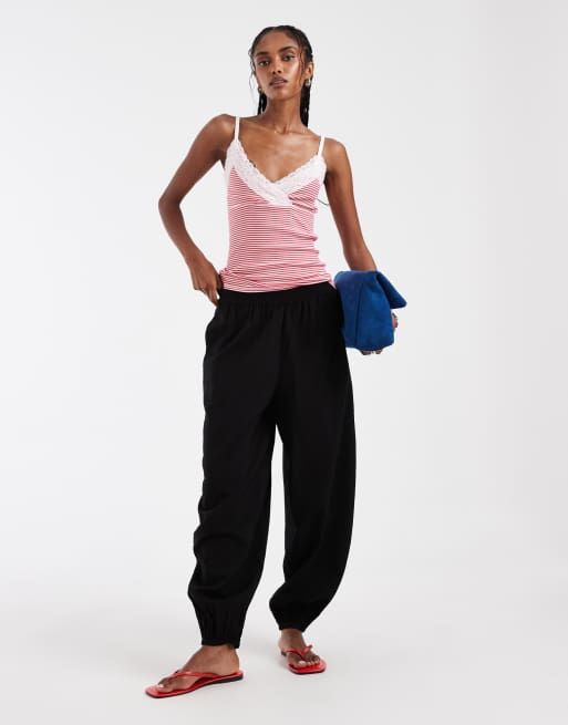 Hollister - Canottiera bianca e rossa a righe con finiture in pizzo, 4 di 4