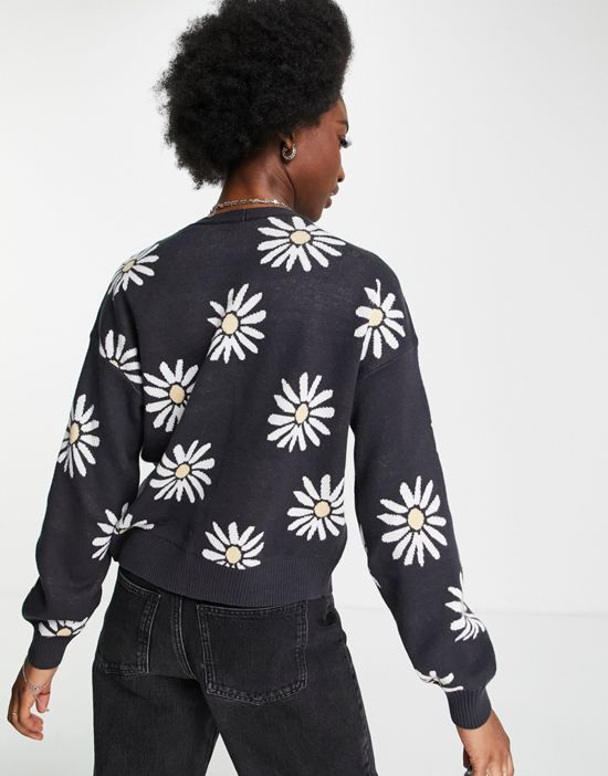 https://images.asos-media.com/products/hollister-cardigan-in-black-floral/23709622-3?$n_550w$&wid=550&fit=constrain