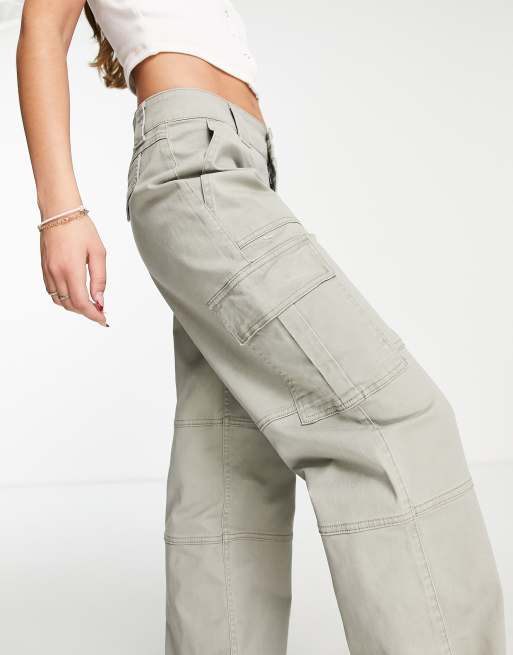 Hollister cargo baggy pants in khaki