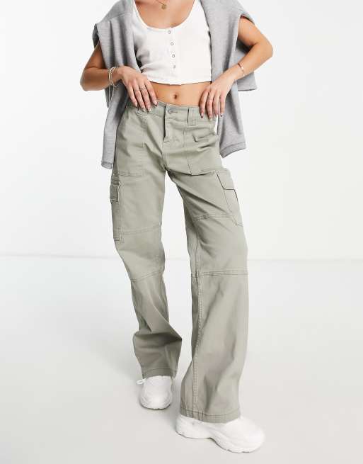 Hollister cargo baggy pants in khaki