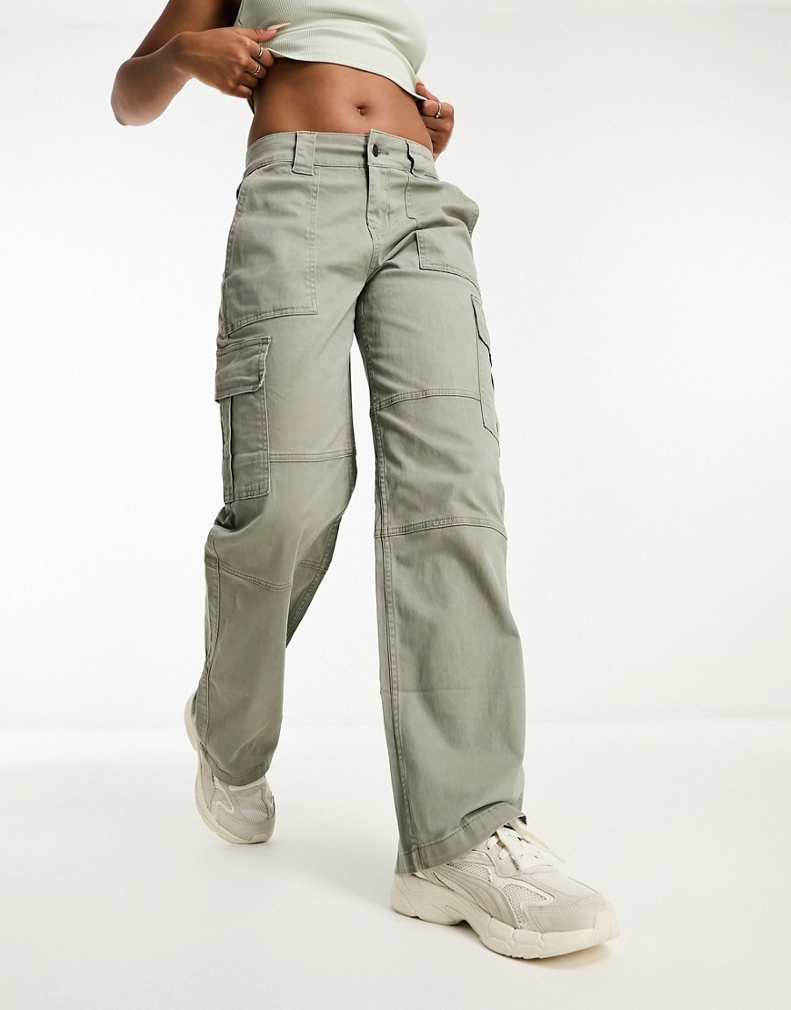 Hollister cargo baggy trousers in khaki-Green