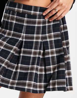 hollister pleated skirt