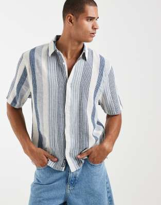 Hollister - Chemise courte coupe carrée à manches courtes et rayures - Bleu