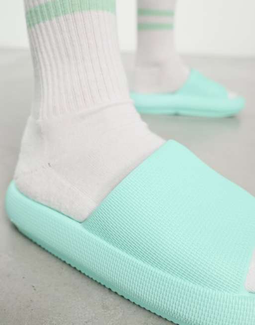 Hollister - Comfortabele slippers in lichtgroen, 3 van 4