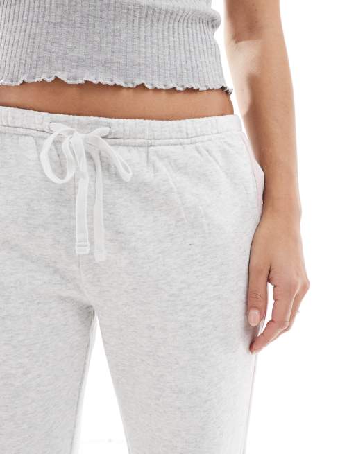 Hollister contrast stripe low rise baggy sweatpants in light gray, 4 of 5
