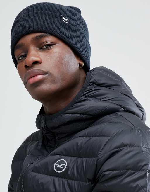 Hollister - Core - Bonnet côtelé avec étiquette logo - Noir