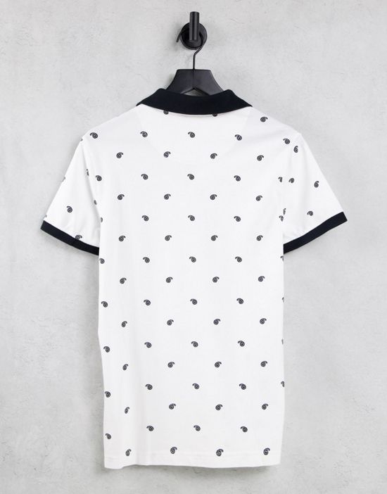 https://images.asos-media.com/products/hollister-core-icon-logo-all-over-geo-print-pique-polo-contrast-collar-in-white/23922674-2?$n_550w$&wid=550&fit=constrain