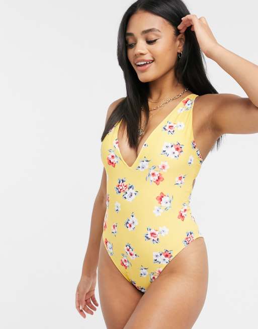 Costumi hollister online