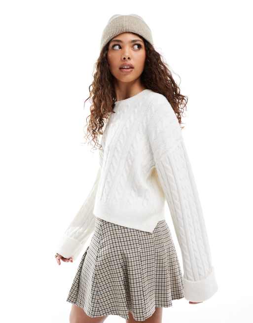 Hollister cosy knitted cropped jumper in cream, 2 of 4