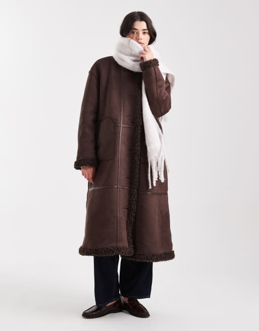 Hollister cozy tassel scarf in cream plaid