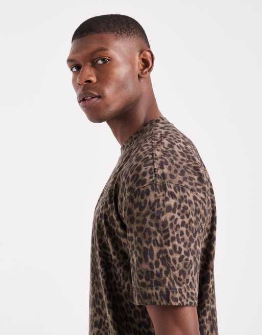 Hollister crew neck short sleeve boxy T-shirt in leopard print, 4 of 5