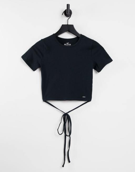 Hollister - Crop top avvolgente a maniche corte nero con laccetto