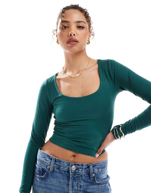 Hollister - Crop top met lage ronde hals en lange mouwen in groen