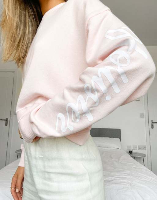 Hollister cropped crew neck sweat in pink, 3 of 4