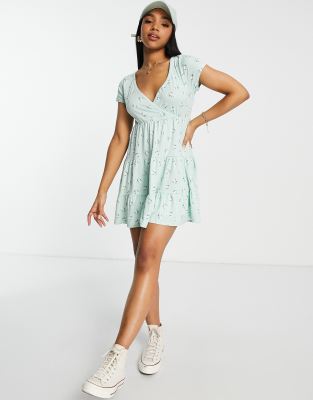 Hollister ditsy print tiered mini dress in mint green