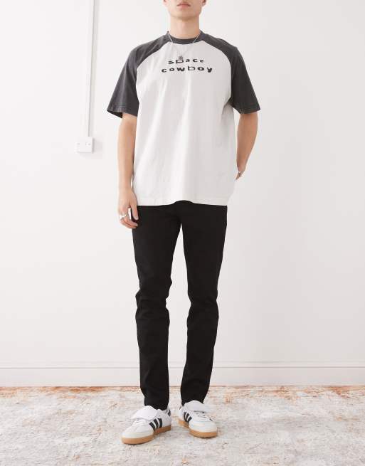 Hollister – Dopasowane ciemnoniebieskie jeansy