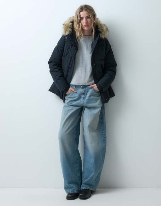 Hollister doudoune ceinturée avec capuche en faux-fur noir, 2 de 5