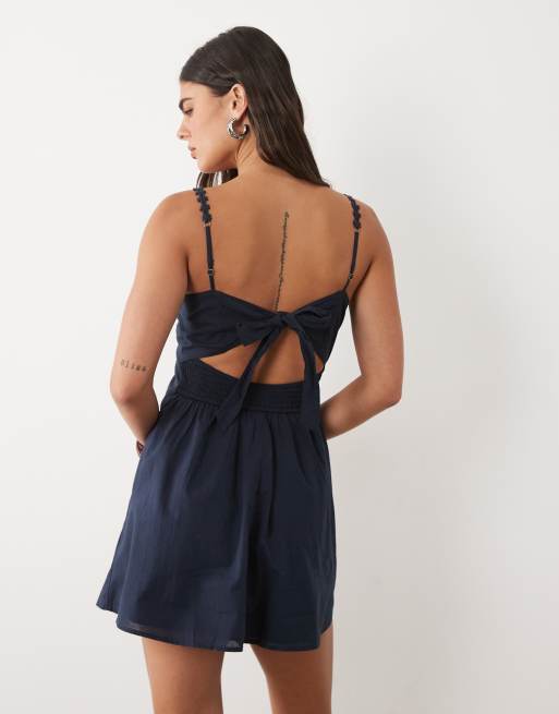 Hollister – Durchgeknöpftes Minikleid in Marineblau mit V-Ausschnitt, 4 von 4