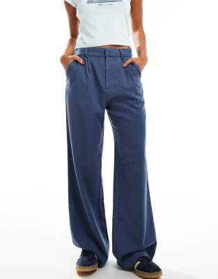 Hollister - Elegante Hose in Marineblau mit sehr hohem Bund und weitem Schnitt