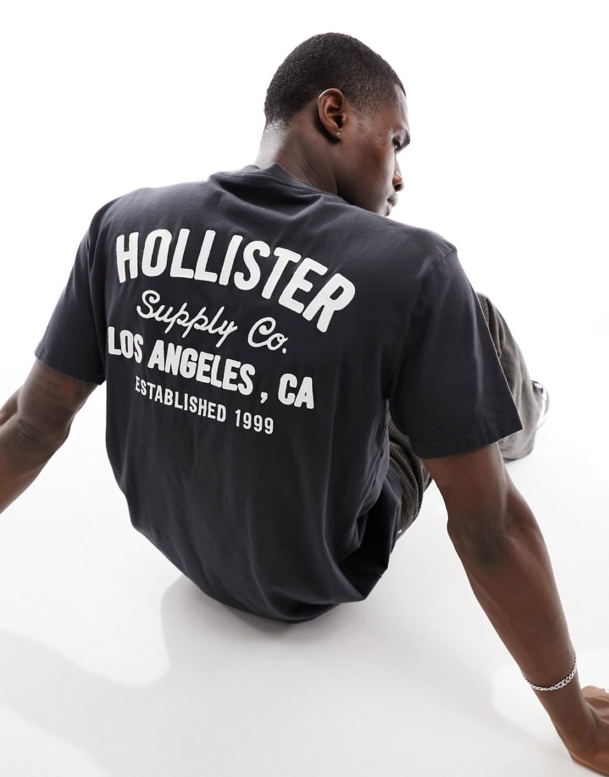 Hollister embroidered back print t-shirt in black