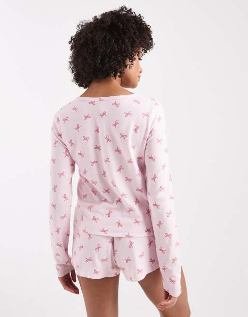 Hollister - Ensemble de pyjama avec haut à manches longues et short - Rose avec nœuds, 3 de 4