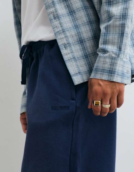 Hollister essential logo baggy low rider joggers i marinblått, 4 av 5