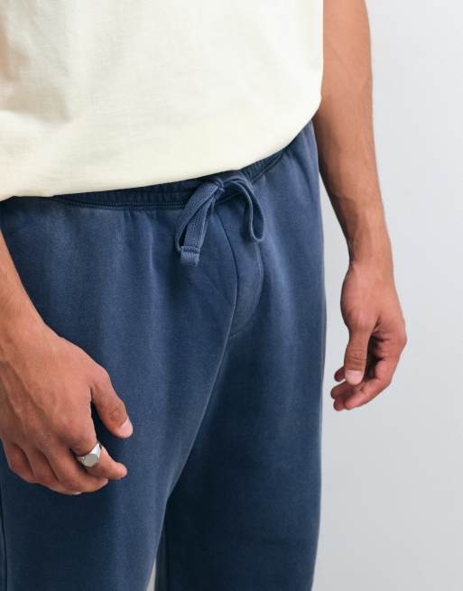 Hollister essential logo open cuff jogger in washed blue, 4 of 5