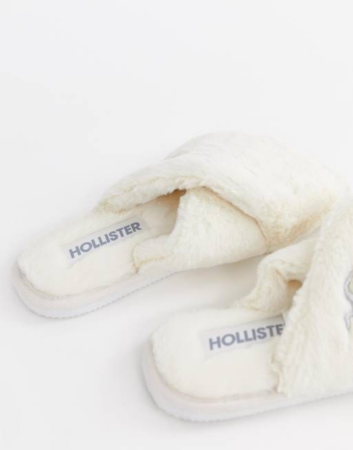 Hollister fur slides top