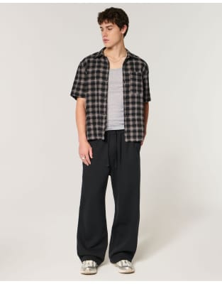 Hollister 2