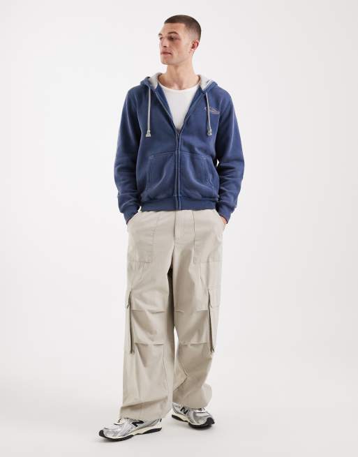 Hollister - Felpa con cappuccio e zip blu con grafica sulla manica, 2 di 5