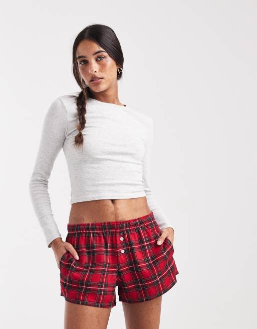Hollister festive boxer pyjama shorts in red plaid, 4 of 4