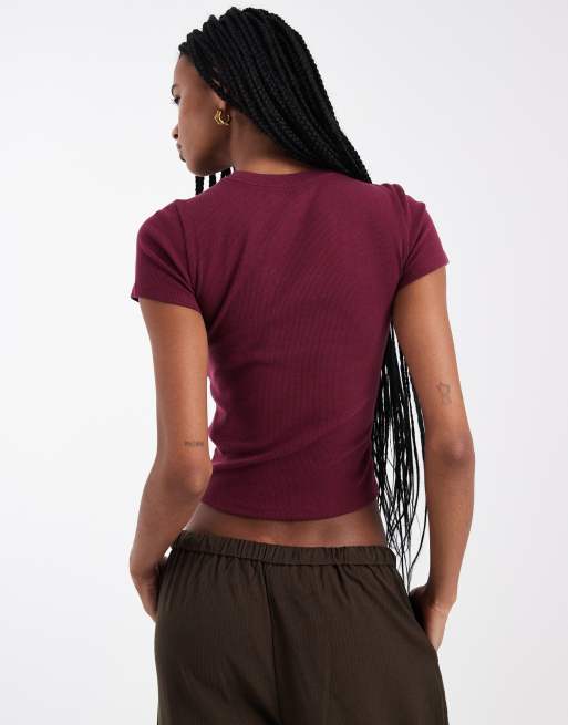 Hollister festive graphic t-shirt in burgundy, 3 of 4